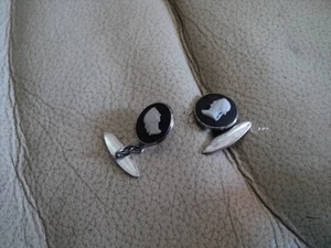 Vintage Pair of Wedgwood Cameo Black Jasperware FAW sterling silver cufflinks - Picture 1 of 8