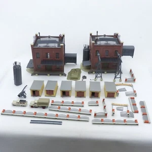 Kibri H0 Fabrikanlage mit Zubehör aus Anlagenrückbau siehe Bilder o. EX5818 - Bild 1 von 14