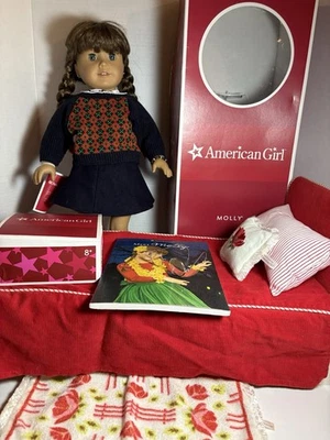 American Girl Doll Molly McIntire EUC, Box, Book, NIB HTF Access & Her Bed & Rug - Image 1 of 4