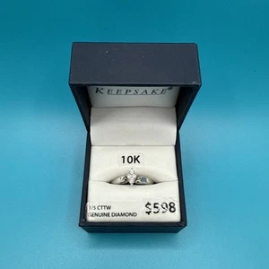 WUNDERSCHÖNER 10K massiver Weißgold 1/5 cttw echte natürliche Diamanten Größe 7 Ring - Bild 1 von 10