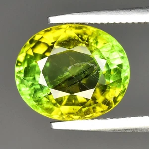 π 2.62ct 9.3x7.7mm Oval Natural Green Tourmaline - Unheated, Africa Gemstone - Picture 1 of 4