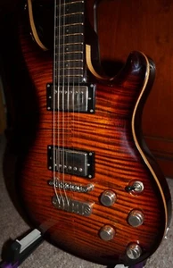 DEAN HARD TAIL electric guitar in Excellent Condition. - Picture 1 of 13