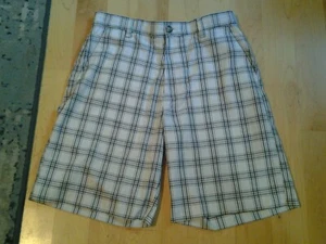 Mens Izod golf shorts white black plaid size 30 - Picture 1 of 3
