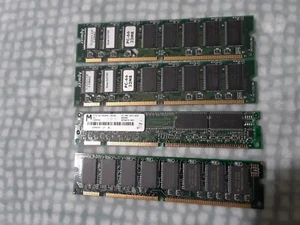 HJ Hitachi HM5216805TT10H, 16MB (2Mx8) Synchronous CMOS DRAM, 168pin, DIMM - Picture 1 of 2