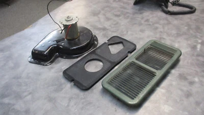 1967 1968 CAMARO AND FIREBIRD ACESSÓRIO DE MONTAGEM DESCONGELADOR TRASEIRO - Imagem 1 de 4