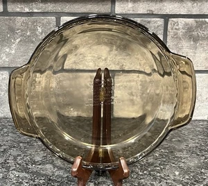 Anchor Hocking Ovenware 9” Amber Brown Glass Deep Pie Plate Scalloped Edge #1075 - Picture 1 of 6