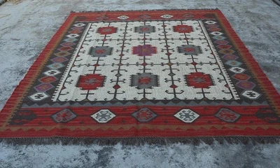 Kilim Area Rug - Bohemian Rustic Rug Traditional Wool Jute Rug ,Rugs For Living - Image 1 of 4