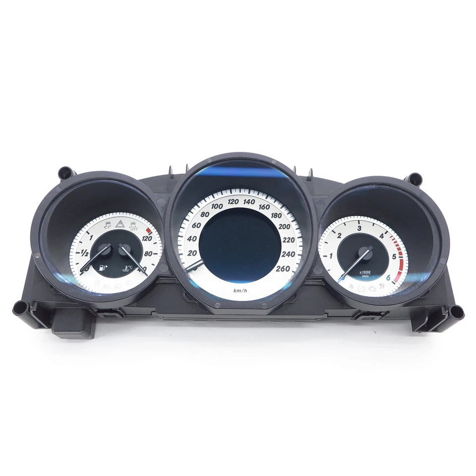 contachilometri Mercedes 218 CLS 350 CDI 02.11- diesel - Immagine 1 di 4