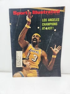 Sports Illustrated May 15 1972 Wilt Chamberlain Los Angeles Lakers - Picture 1 of 3