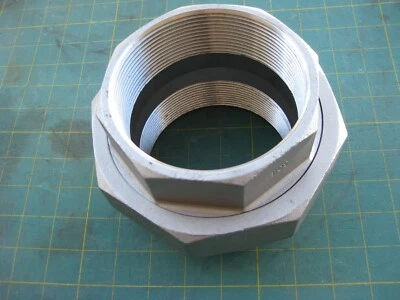 New 4"  NPT 304 Stainless Steel Union - Image 1 of 3