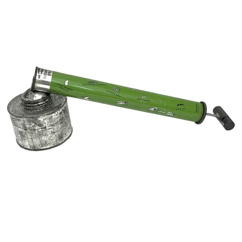 VTG Green Metal Universal Intermittent Bug Sprayer Duster Insecticide Hand Pump Cover