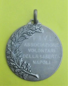 ITALIA -NAPOLI medaglia F.I.V.L ASSOCIAZIONE VOLONTARI DELLA LIBERTÀ Ø 40,1mm 19,2gr - Foto 1 di 10