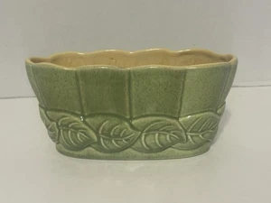 Vintage Red Wing USA B/402 Yellow Leaf Ceramic Planter - Picture 1 of 9