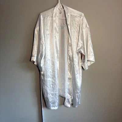 Gilligan & Omalley Bridal Intimates-Bride's Robe-Size XL-White - Image 1 of 4