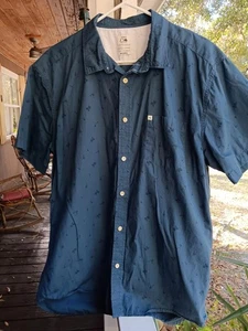 Quicksilver Herren XL Palme Baumwolle Button Down Kurzarm Hemd Modern Fit - Bild 1 von 7