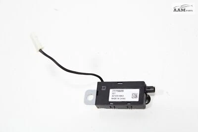 2016-2023 CHEVROLET MALIBU RADIO ANTENNA AMPLIFIER CONTROL MODULE UNIT OEM - Image 1 of 4