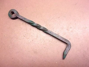 Primitive BLACKSMITH FORGED IRON GATE HOOK 6" Long with a Twist FREE S/H! - Picture 1 of 5