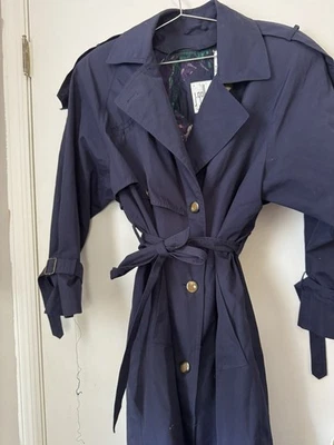 J. Gallery Lady Dark Navy Formal Coat. 9/10 Ex Cond. Shoulder Pads Button Belt - Image 1 of 4