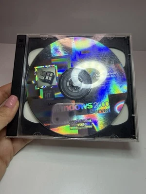 Microsoft Windows 2000 Server 2-CD Set with Product Key Original Case - Image 1 of 3