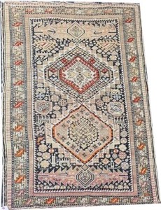 Antico tappeto decorativo pallido geometrico zona caucasica circa 1910 - Foto 1 di 5