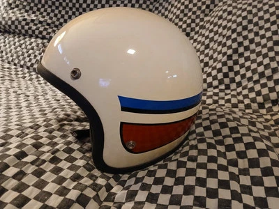 Casco de carreras Kawasaki vintage años 70 blanco 5 broches de presión 7-5/8 en muy buena condición  Foto 1 de 4