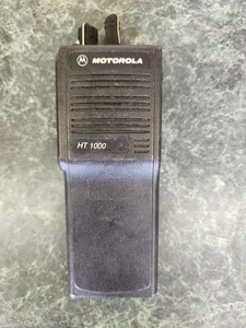MOTOROLA HT1000 H01KDC9AA3CN VHF 16CH - SIN BATERÍA - Imagen 1 de 7