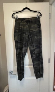 RD Style Women's Camo Joggers Size Small - Picture 1 of 6