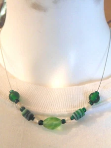 Artisan Beaded Necklace Green & White Single Strand Costume Jewelry Adjustable - Picture 1 of 6