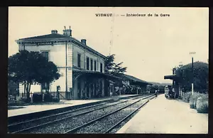 ALTE POSTKARTEN Vidauban Innenraum des Bahnhofs 83 - Bild 1 von 2