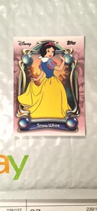 2025 Topps Disney - Blancanieves - Tarjeta #1 - BONITA TARJETA - CASI NUEVA/COMO NUEVA - Imagen 1 de 6