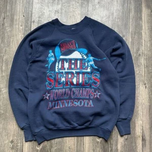 Vintage Kelly's Heroes The Series Minnesota Twins World Champs Sweatshirt - Bild 1 von 2
