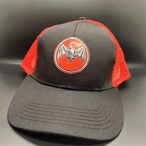 Bacardi rot & schwarz Schläger Logo Snapback Mesh Trucker Cap Baseball Mütze - Bild 1 von 4