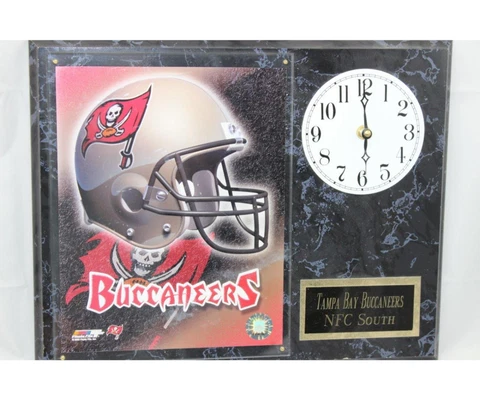 Tampa Bay Clock Vintage Collectible 2000 Buccaneers Team NFL Plaque Wall 12"x15" Cover
