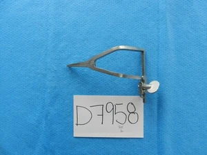 D7958 Quantum Medical Neuro Surgical Spreader 14cm Overall Lengthx3.5cm Opening - Picture 1 of 3