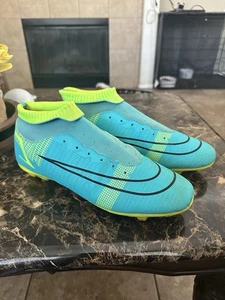 Premium Men’s Soccer Cleats Boots Training Turf Indoor Outdoor Size Eur 45 US 11 - Picture 1 of 8