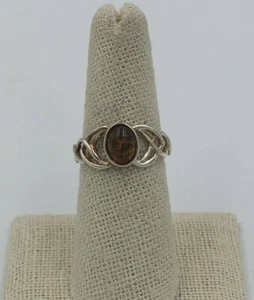 *STG Silver Celtic Style Orange Plastic Center Ring Size 7.5 2.0g - Picture 1 of 5