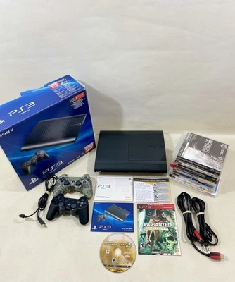 Pacchetto console PS3 250GB Super Slim, scatola, 2 controller, 12 giochi - Immagine 1 di 4