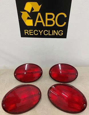 Conjunto de luces traseras izquierda izquierda izquierda para conductor Chevrolet Corvette 1997-2004 OEM Foto 1 de 4