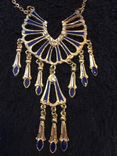 VETEMENTS Collana girocollo festone delicato pendente perle sfaccettate blu