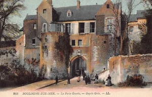 C022 France, Boulognese sur Mer Gayole Gate vintage postcard - Picture 1 of 2