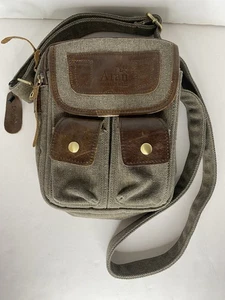 Aran Woollen Mills Canvas & Leather Crossbody Bag Camera Hiking Satchel Outdoors - Picture 1 of 9