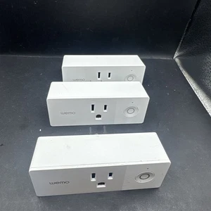 WeMo Mini F7C063 WiFi Smart Plug Pack de 3 Usados Excelente Estado - Imagen 1 de 3