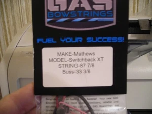 Gas Bowstrings Mathews Switchback XT String Cable Set & Speed Nocks Black & RED - Picture 1 of 2