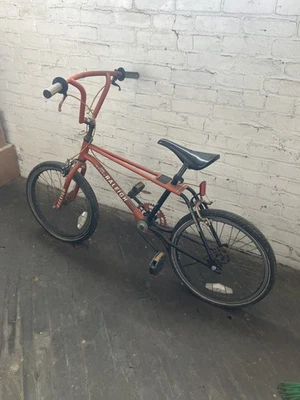 Bicicleta BMX Stokin Raleigh 410 Old School Survivor Años 80 20 en Naranja De Colección Foto 1 de 4