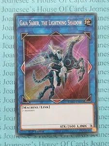 COTD-EN051 Gaia Saber, The Lightning Shadow Secret Raro Yu-Gi-Oh Tarjeta 1ª Nueva - Imagen 1 de 5
