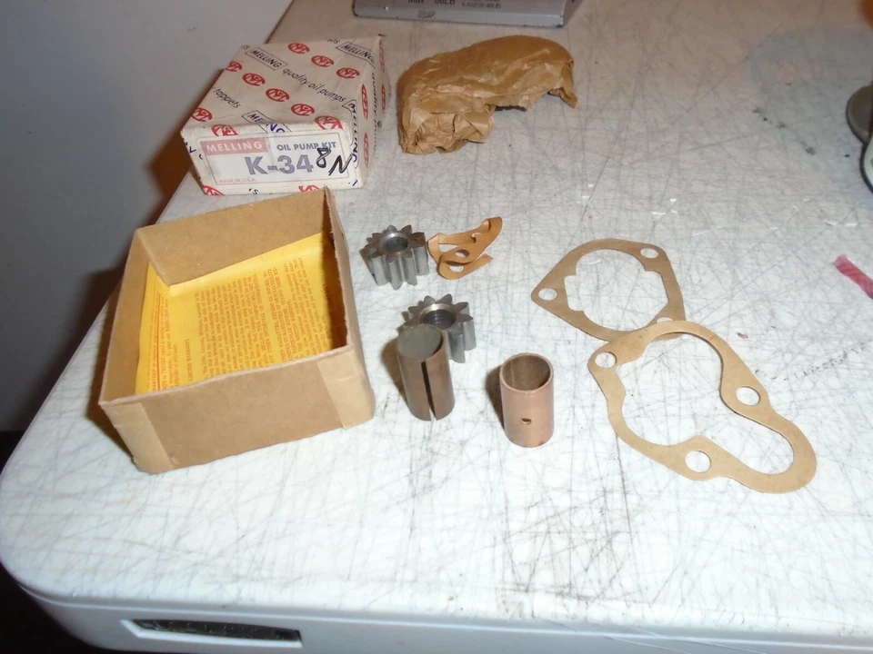 NOS Melling Oil Pump Repair Kit. Part K-34 41-42 ford 32-42 ford truck39-50 trac - Image 1 of 1