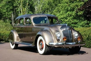 Póster fotográfico Chrysler Retro 1936 Imperial Airflow sedán de alta resolución decoración de pared - Imagen 1 de 1