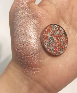 Glitter Eyeshadow, Makeup Eyeshadow, Shimmer eyeshadow 26mm Pan , Makeup Palette - Picture 1 of 4