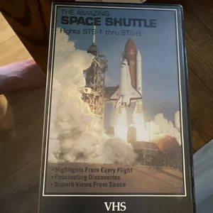 The Amazing Space Shuttle - Flights STS-1 thru STS-8 - Picture 1 of 2