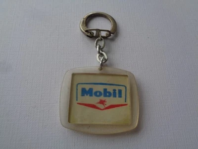 PORTE CLE PLASTIQUE MOBIL PEGASE AUTOMOBILE - Photo 1/4